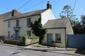 Pass the Keys Walking distance to beach and castle Sleeps 8